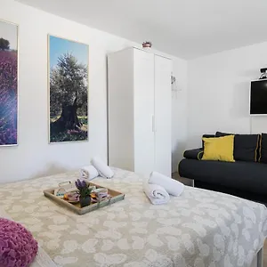 *** Guest house Babina - King & Queen Croatia