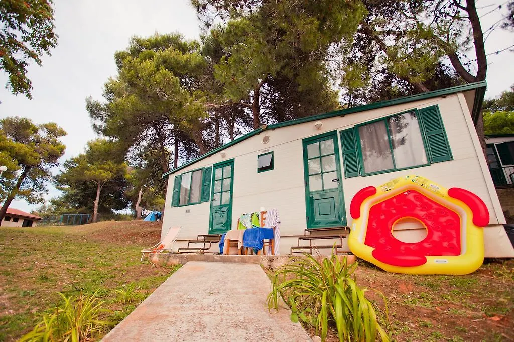 Hi Hostel Póla 0*,  Horvátország